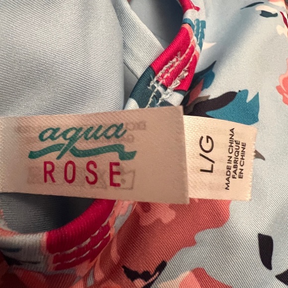 La Vie En Rose bathing suit - Picture 3 of 3